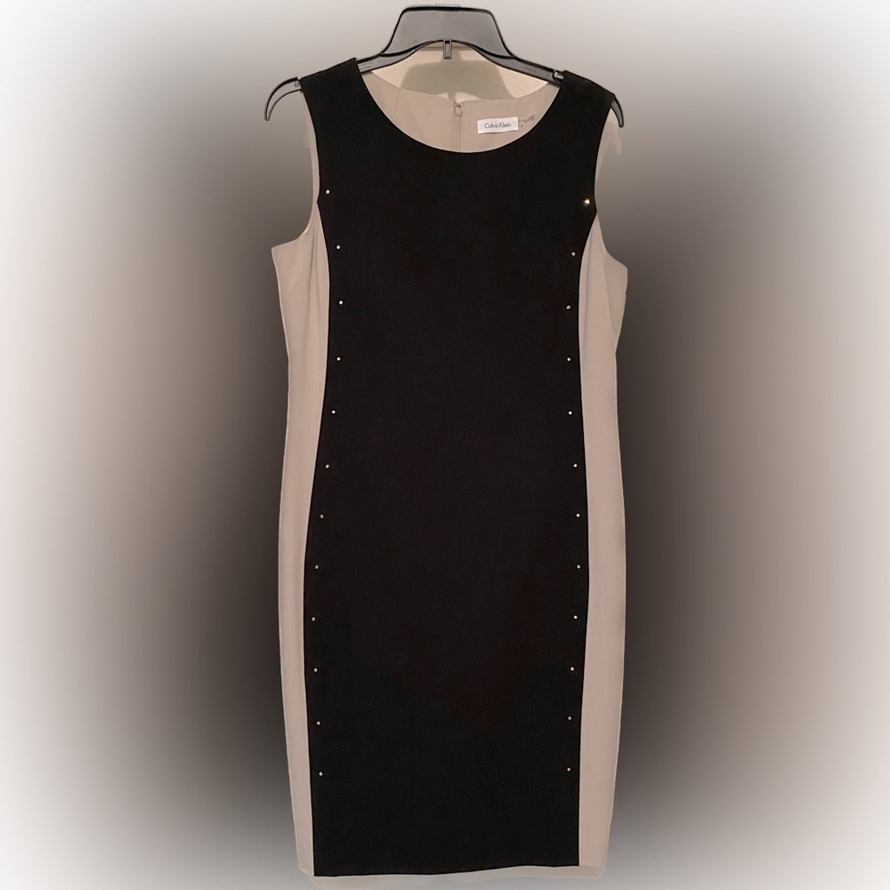 NWT! CALVIN KLEIN Sleeveless  Dress - Size 10